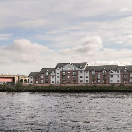 Riverview Apartment Инвернес Екстериор снимка