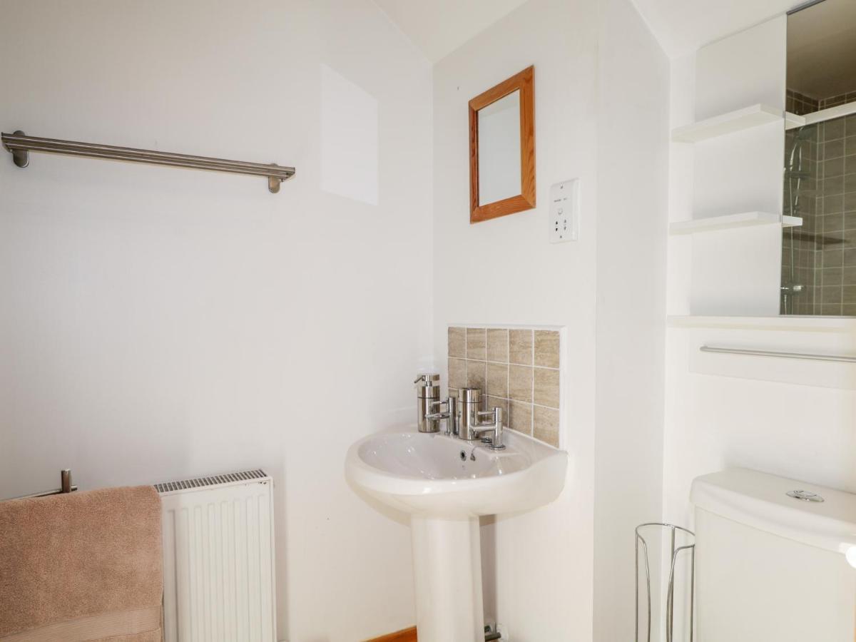 Riverview Apartment Инвернес Екстериор снимка