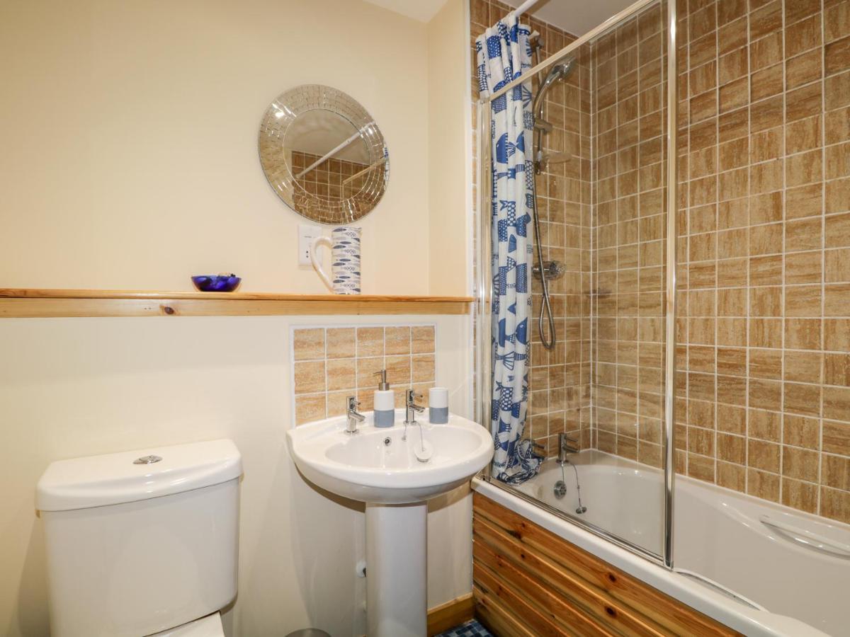 Riverview Apartment Инвернес Екстериор снимка
